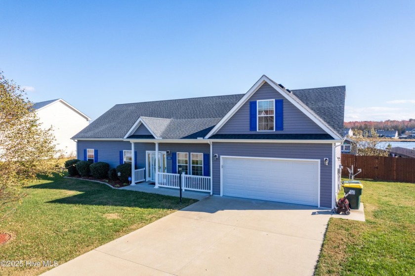 Gorgeous Pool  home on a Pond Front Lot! This thoughtfully - Beach Home for sale in Currituck, North Carolina on Beachhouse.com