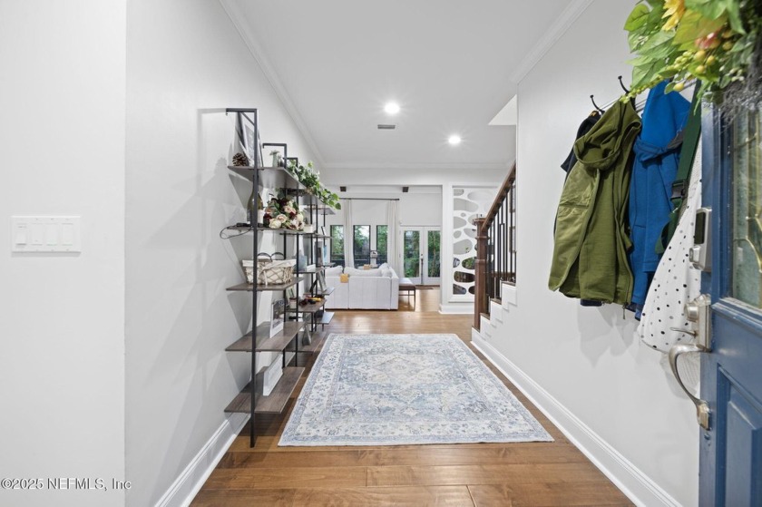 This stunning, updated Mandarin home in the sought after - Beach Home for sale in Jacksonville, Florida on Beachhouse.com