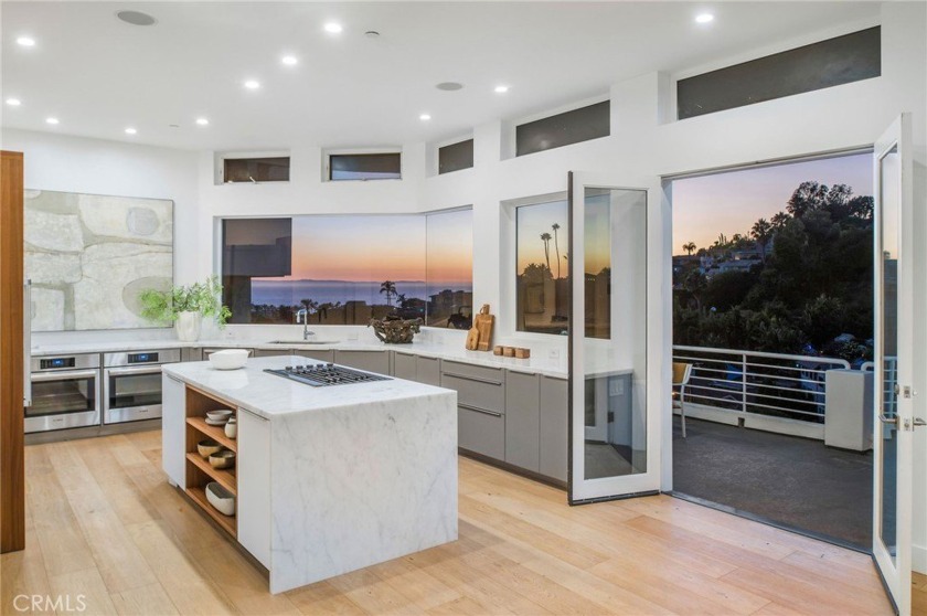 A stunning example of contemporary Laguna Beach architecture - Beach Home for sale in Laguna Beach, California on Beachhouse.com