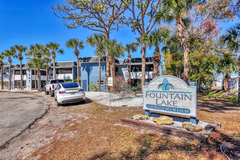 Welcome to comfortable Florida living in this inviting - Beach Condo for sale in Bradenton, Florida on Beachhouse.com