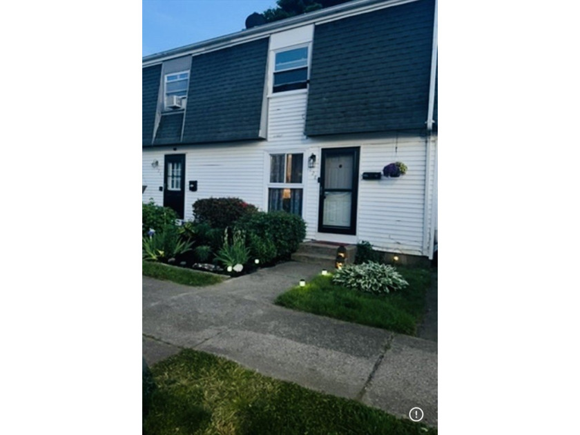 Welcome Home to a warm and inviting 2 bedroom-2 level - Beach Condo for sale in New Bedford, Massachusetts on Beachhouse.com