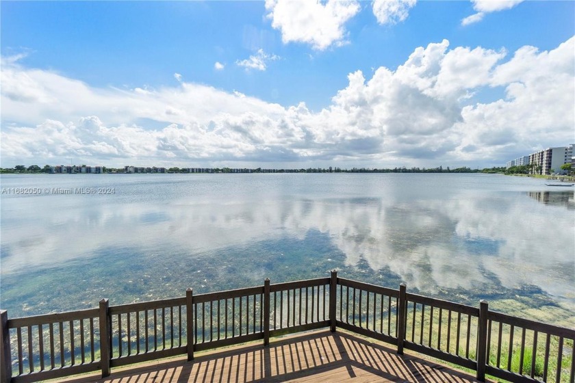 Beautiful 2 Bedroom 2 Bath Corner Unit In Most Sought After Lake - Beach Condo for sale in Oakland Park, Florida on Beachhouse.com