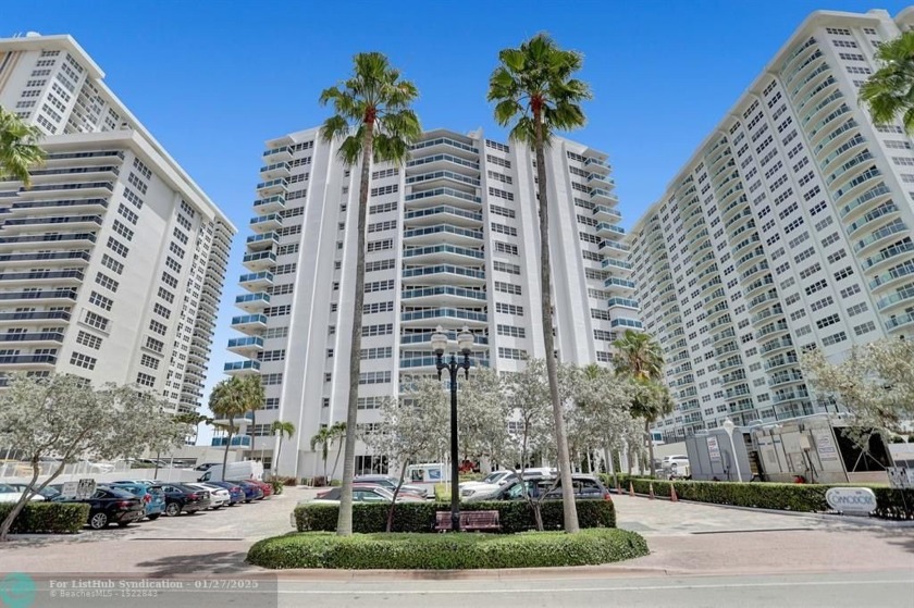 Large oceanfront condo on Fort Lauderdale's prestigious Galt - Beach Condo for sale in Fort Lauderdale, Florida on Beachhouse.com