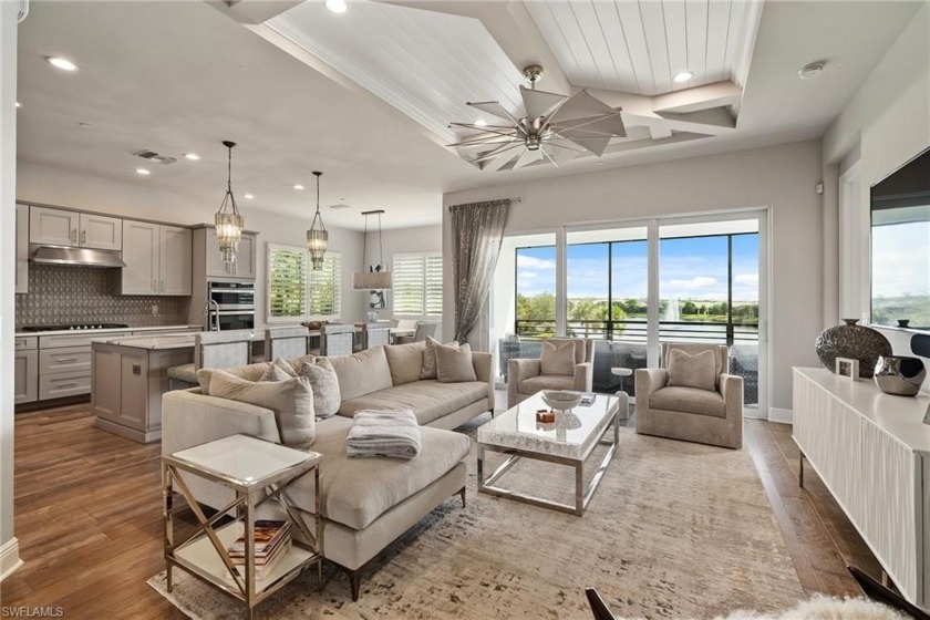 Stunning coach home in Azure! Designer/Decorator selections made - Beach Condo for sale in Naples, Florida on Beachhouse.com