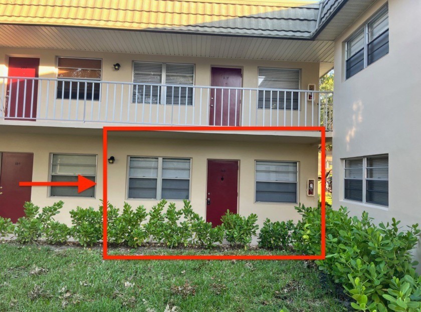 Charming 1 bedroom, 1.5 bath condo located in Vista Gardens - Beach Home for sale in Vero Beach, Florida on Beachhouse.com