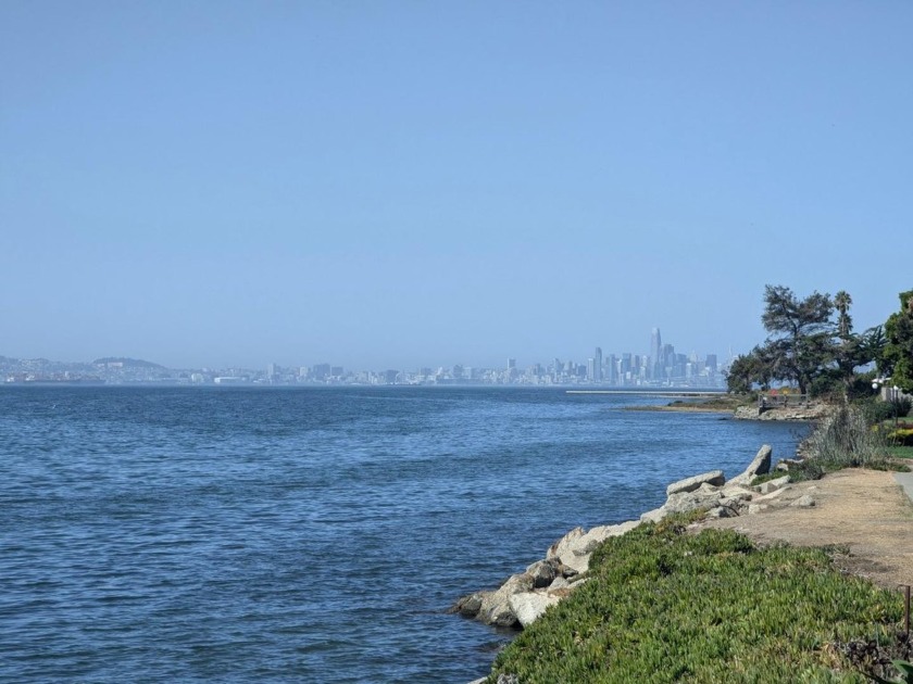 Here is your once in a lifetime chance to buy a vacant - Beach Lot for sale in Alameda, California on Beachhouse.com