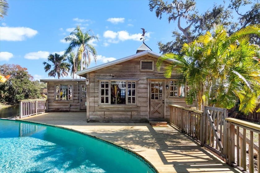Escape to your own private waterfront retreat! This adorable - Beach Home for sale in Bradenton, Florida on Beachhouse.com