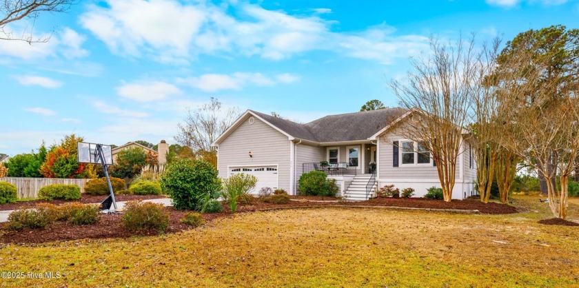 Inground pool with pond views, amazing sunsets and within 10 - Beach Home for sale in Wilmington, North Carolina on Beachhouse.com