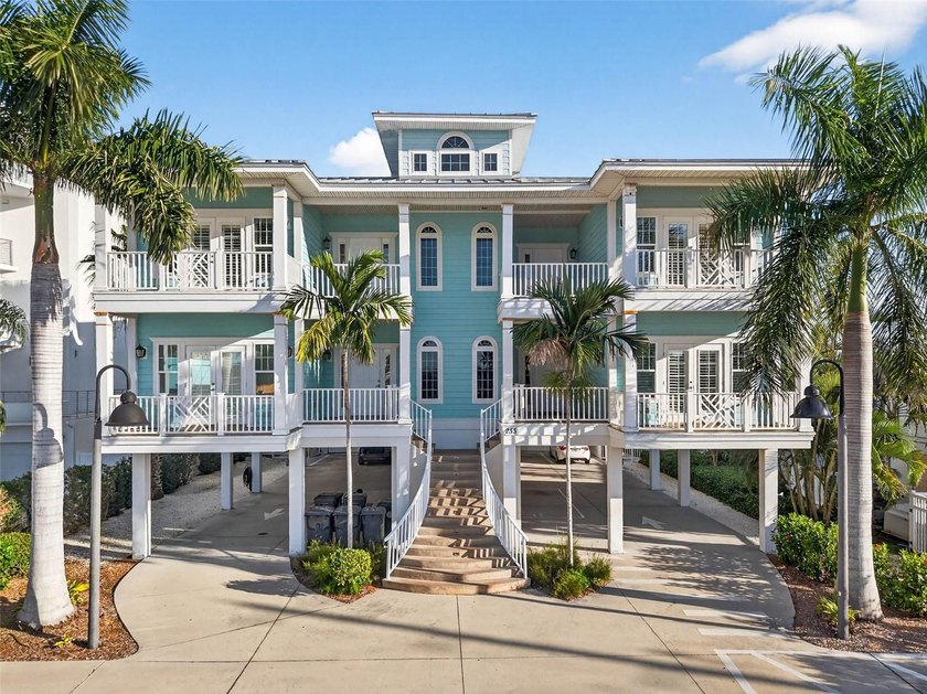 An exceptional income investment opportunity in beautiful - Beach Townhome/Townhouse for sale in Treasure Island, Florida on Beachhouse.com