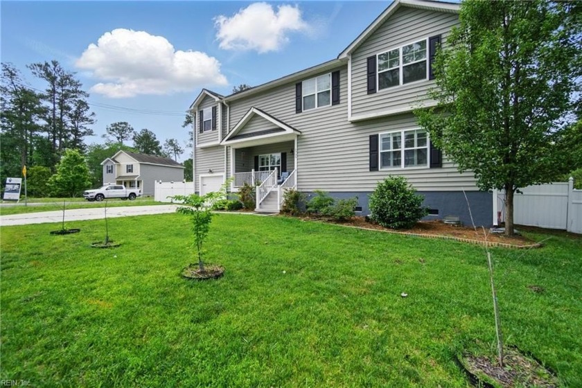 Beautiful two-story single-family home located in the Parkview - Beach Home for sale in Chesapeake, Virginia on Beachhouse.com