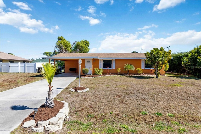 Welcome to 3035 Shamrock Dr, Venice, FL 34293, a solid - Beach Home for sale in Venice, Florida on Beachhouse.com