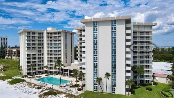 If you've ever dreamt of awakening to the sound of surf and - Beach Condo for sale in Longboat Key, Florida on Beachhouse.com