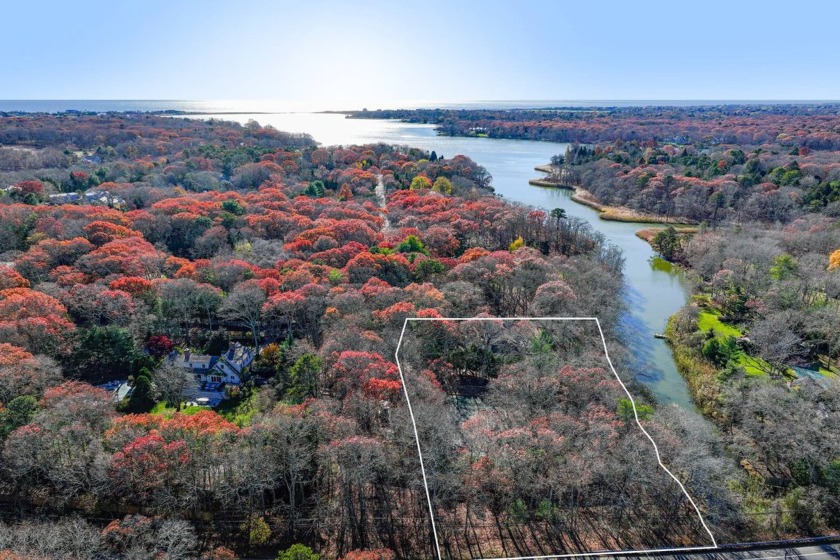 Nestled on Georgica Pond, this distinctive East Hampton Village - Beach Home for sale in East Hampton, New York on Beachhouse.com