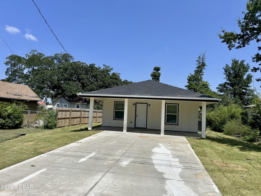 NEW CONSTRUCTION, 3 BEDROOMS AND 2 BATHROOMS, YOU CANNOT MISS - Beach Home for sale in Panama City, Florida on Beachhouse.com