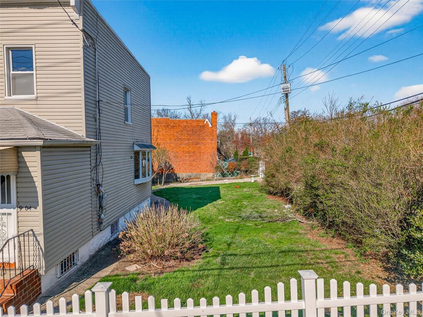 PACKAGE DEAL !!! Prime Investment In College Point! To Be Sold - Beach Lot for sale in College Point, New York on Beachhouse.com