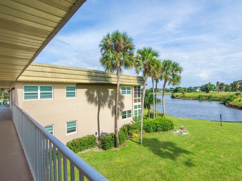 Charming 1 bed, 1 bath condo in a desirable 55+ community just - Beach Home for sale in Vero Beach, Florida on Beachhouse.com