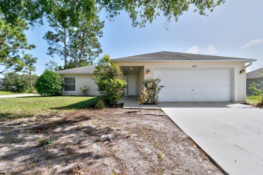 FANTASTIC OPPORTUNITY TO BECOME A HOME OWNER IN VERO LAKE - Beach Home for sale in Vero Beach, Florida on Beachhouse.com