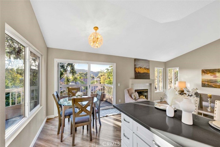 Welcome to the beautiful Community of Sierra Verde. This lovely - Beach Condo for sale in Rancho Santa Margarita, California on Beachhouse.com