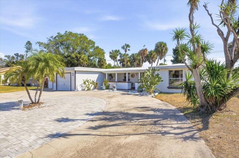 Under contract-accepting backup offers. This beautifully - Beach Home for sale in Bradenton, Florida on Beachhouse.com