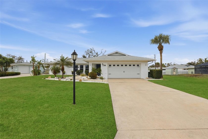 WEST OF THE TRAIL | NO DEED RESTRICTIONS | BOAT & RV PARKING | - Beach Home for sale in Nokomis, Florida on Beachhouse.com