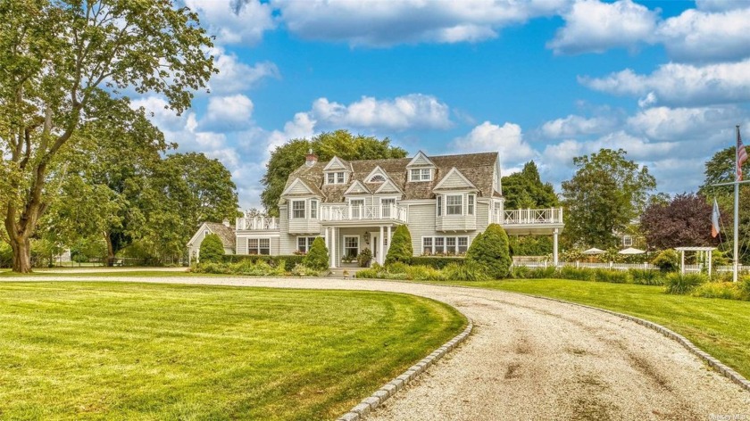 An inviting and impressive white stone drive welcomes you to - Beach Home for sale in Westhampton Beach, New York on Beachhouse.com