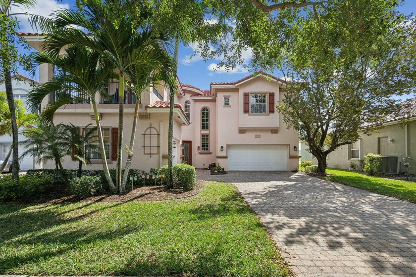 Rare opportunity to own the only 6-bedroom lakefront home in the - Beach Home for sale in West Palm Beach, Florida on Beachhouse.com