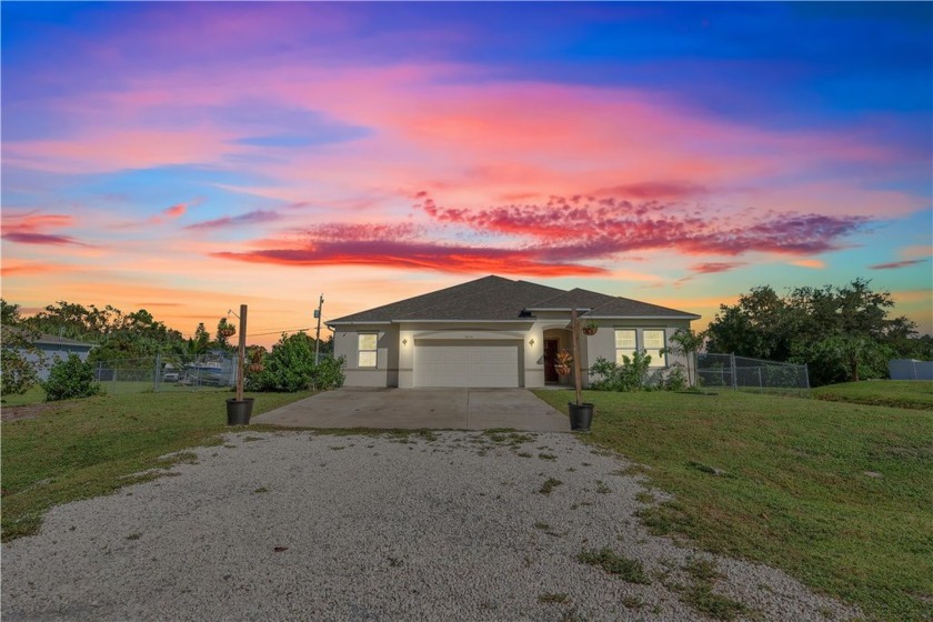 Dreaming of a new home? Built in 2020, this stunning 4-bed - Beach Home for sale in Vero Beach, Florida on Beachhouse.com