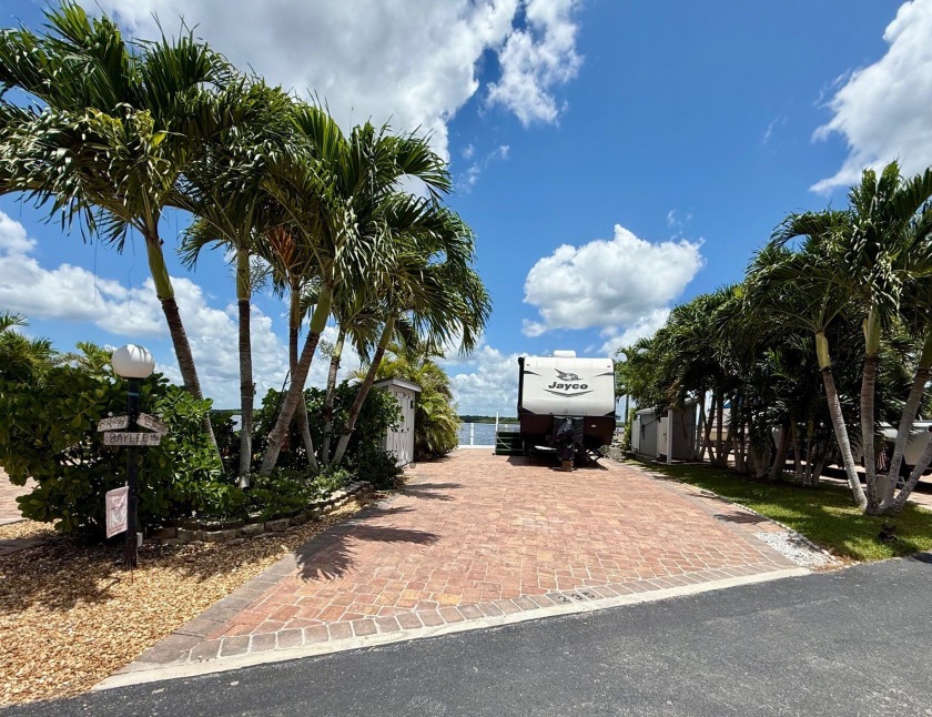 Discover the perfect slice of paradise with this magnificent - Beach Lot for sale in Chokoloskee, Florida on Beachhouse.com