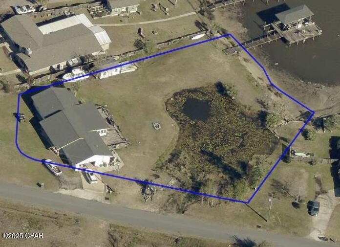 BRING ALL OFFERS! Looking for a diamond in the rough? Look no - Beach Home for sale in Lynn Haven, Florida on Beachhouse.com