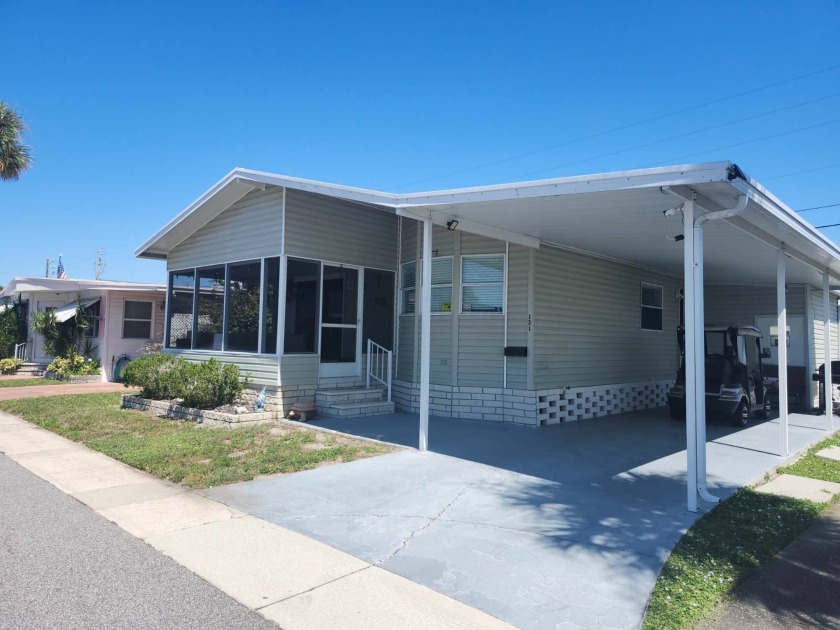 Motivated Seller! This home is a turnkey home in one of the - Beach Home for sale in Largo, Florida on Beachhouse.com