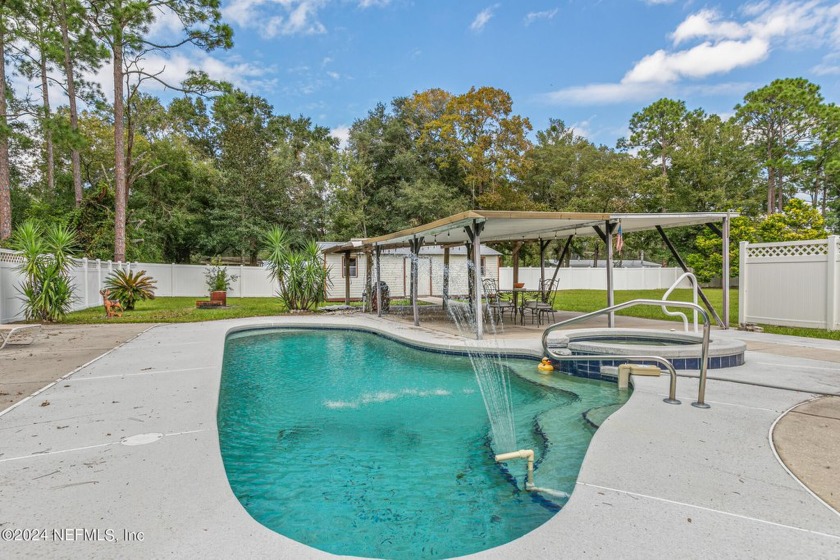 Welcome to your serene retreat in Yulee, Florida! This modular - Beach Home for sale in Yulee, Florida on Beachhouse.com