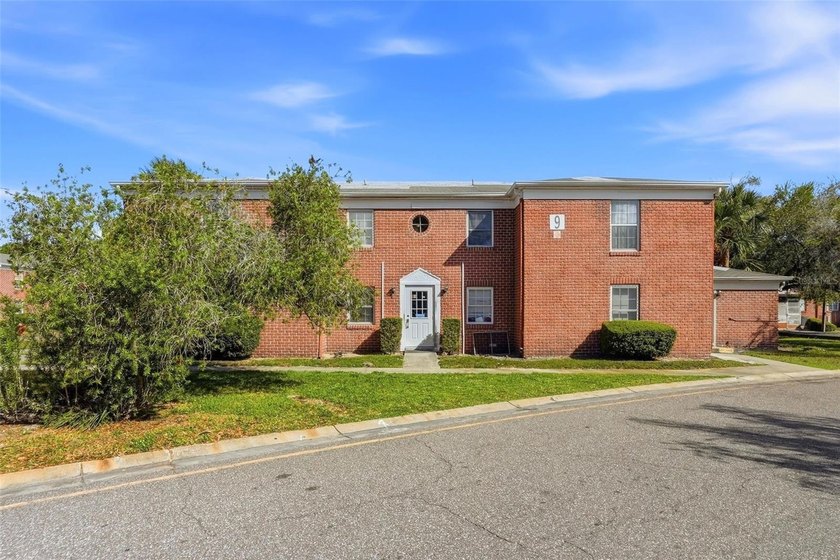 Welcome to this beautifully remodeled 2-bedroom, 2-bathroom - Beach Condo for sale in St. Petersburg, Florida on Beachhouse.com