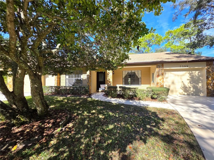 Very spacious end unit villa with beautiful golf course views - Beach Home for sale in Spring Hill, Florida on Beachhouse.com