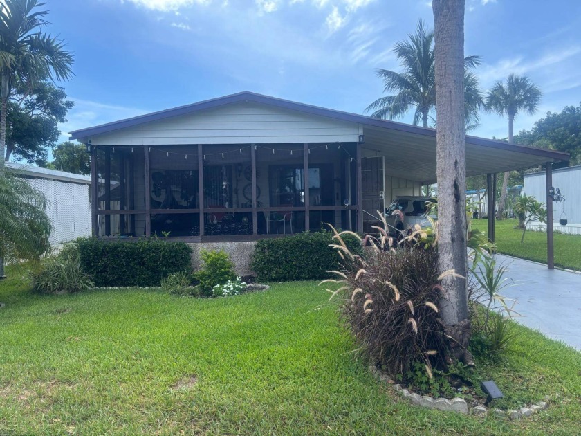 Charming 2 Bed, 2 Bath Mobile Home in 55+ Community - Move-In - Beach Home for sale in Pompano Beach, Florida on Beachhouse.com