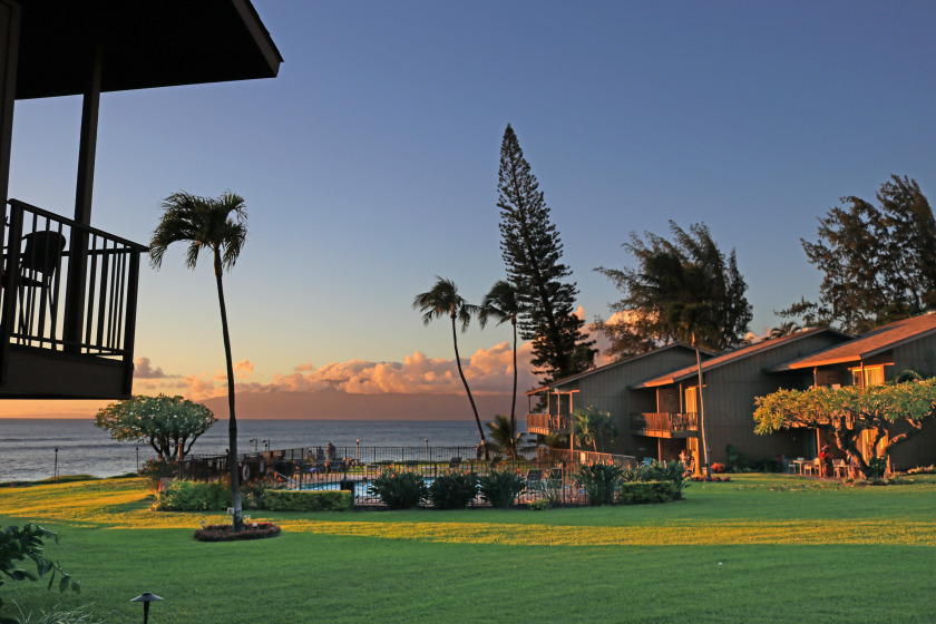 Updated Decor Inside, Vast Ocean - Beach Vacation Rentals in Lahaina, Hawaii on Beachhouse.com