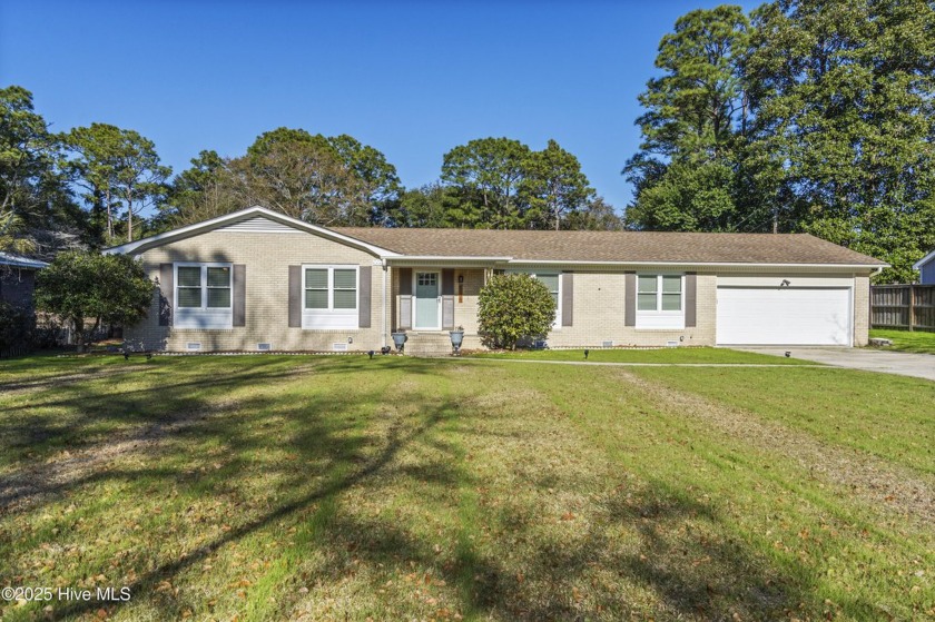 A fantastic location in the heart of Wilmington, less than 5 - Beach Home for sale in Wilmington, North Carolina on Beachhouse.com