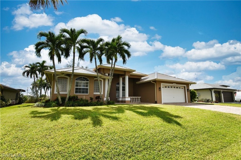 Price Reduced to sell! Welcome to this beautiful fresh water - Beach Home for sale in Cape Coral, Florida on Beachhouse.com