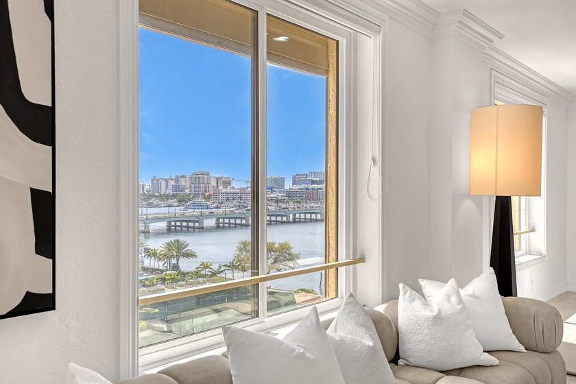 Beautifully refreshed, this spacious 2-bedroom residence (easily - Beach Condo for sale in Palm Beach, Florida on Beachhouse.com