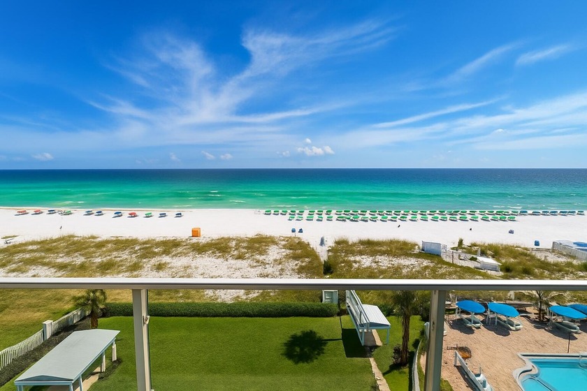 Perfectly positioned and centrally located in the heart of - Beach Condo for sale in Destin, Florida on Beachhouse.com