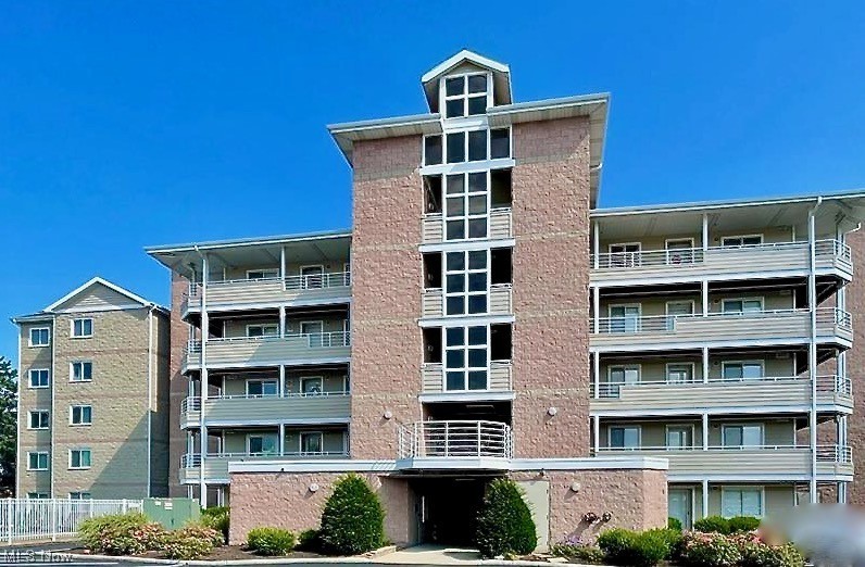 There is still time to embrace the Summer in Sandusky and Fall - Beach Condo for sale in Sandusky, Ohio on Beachhouse.com