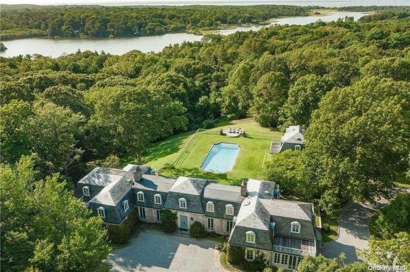 Magnificent Mill Neck Estate situated on 11.79 picturesque acres - Beach Home for sale in Mill Neck, New York on Beachhouse.com