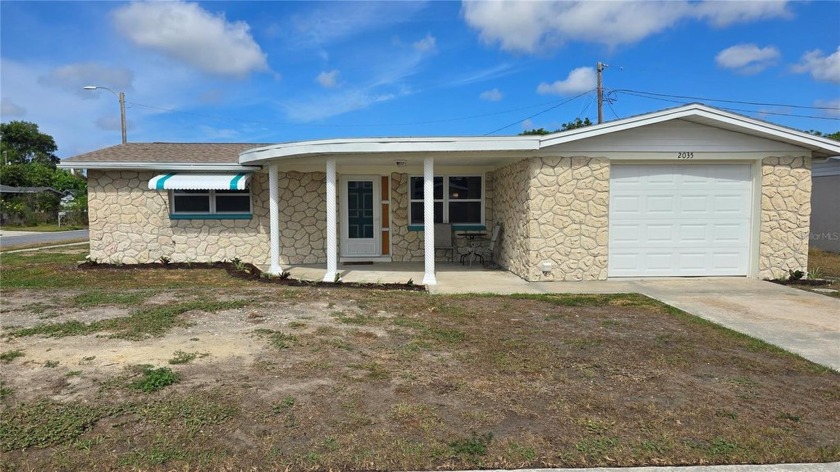 Check out this well-maintained 2 bedroom, 2 bath house in - Beach Home for sale in Holiday, Florida on Beachhouse.com