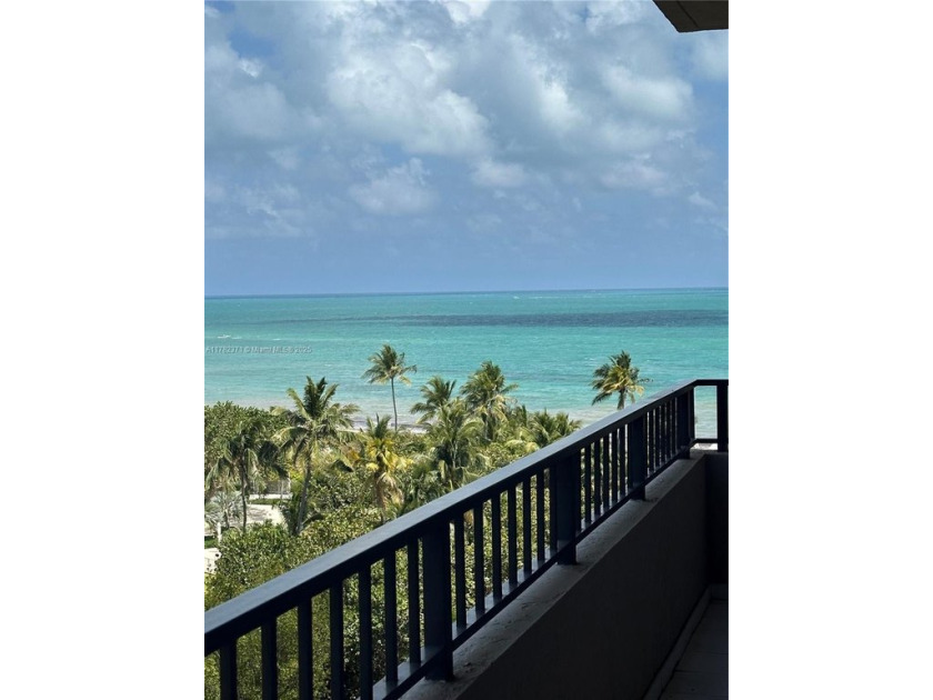 HIGHLY DESIRABLE SPLIT BEDROOM FLOOR PLAN Converts Easily To A - Beach Condo for sale in Key Biscayne, Florida on Beachhouse.com
