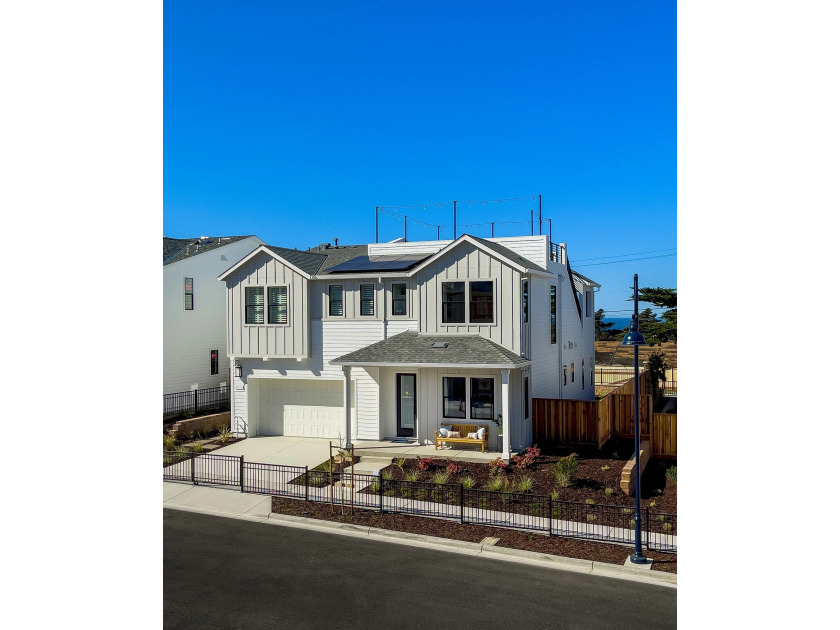 Open Concept Living with Kitchen Island, Covered Outdoor Patio - Beach Home for sale in Marina, California on Beachhouse.com