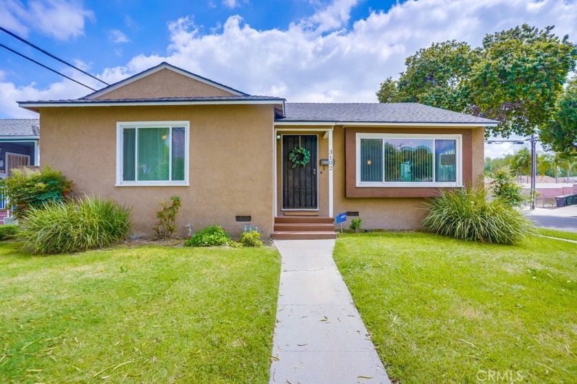 Welcome to this wonderful  3 bedroom, 2 bath home situated in - Beach Home for sale in Lakewood, California on Beachhouse.com