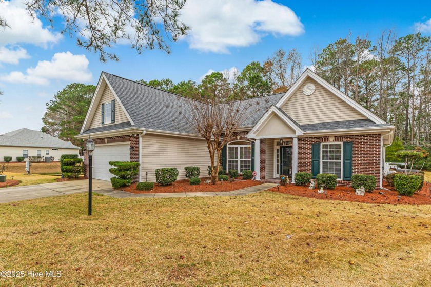 A unique Ocean Side Place property awaits new owners! Sitting - Beach Home for sale in Calabash, North Carolina on Beachhouse.com