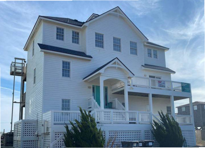 Single Family Detached - Reverse Floor Plan,Craftsman,Coastal 7 - Beach Home for sale in Rodanthe, North Carolina on Beachhouse.com