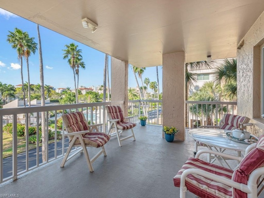 Eagle Cay - Direct Access Waterfront | Corner End Unit

 - Beach Home for sale in Marco Island, Florida on Beachhouse.com