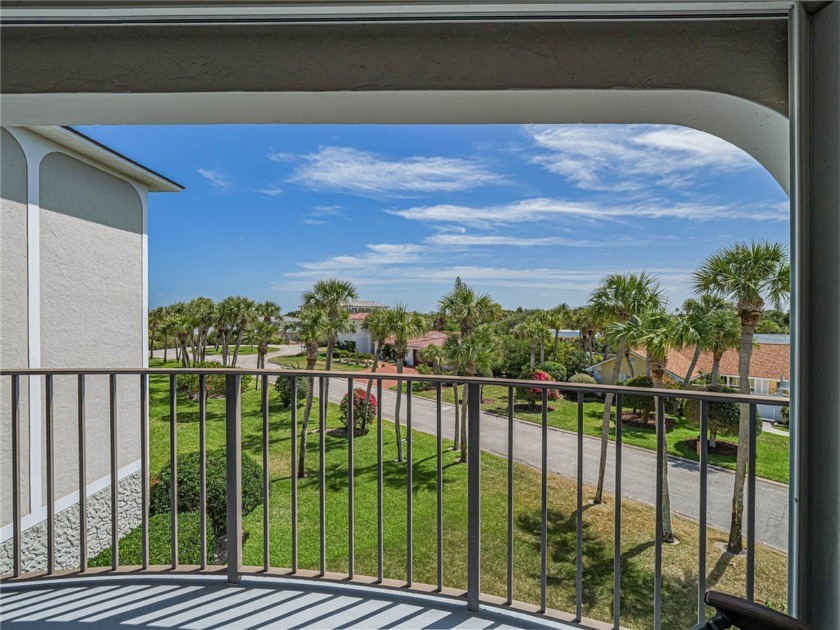 Welcome home to this sleek, cozy retreat on the ocean - Beach Home for sale in Vero Beach, Florida on Beachhouse.com