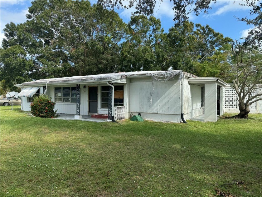 Excellent opportunity for first time homebuyer or investor - Beach Home for sale in Vero Beach, Florida on Beachhouse.com